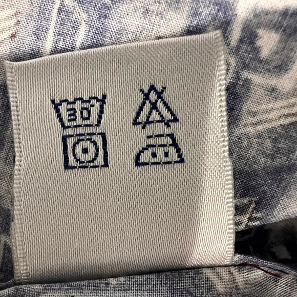 Burma Bibas casual button front shirt. Size L - Picture 7 of 7